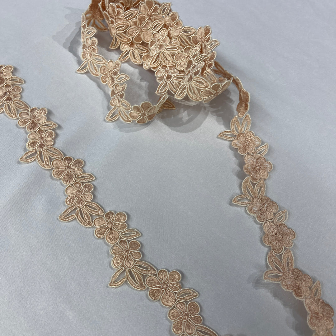 1.5" Corded Floral Lace Trim – Bridal, Quinceañera & Evening Wear Lace | Lace USA - 97107W