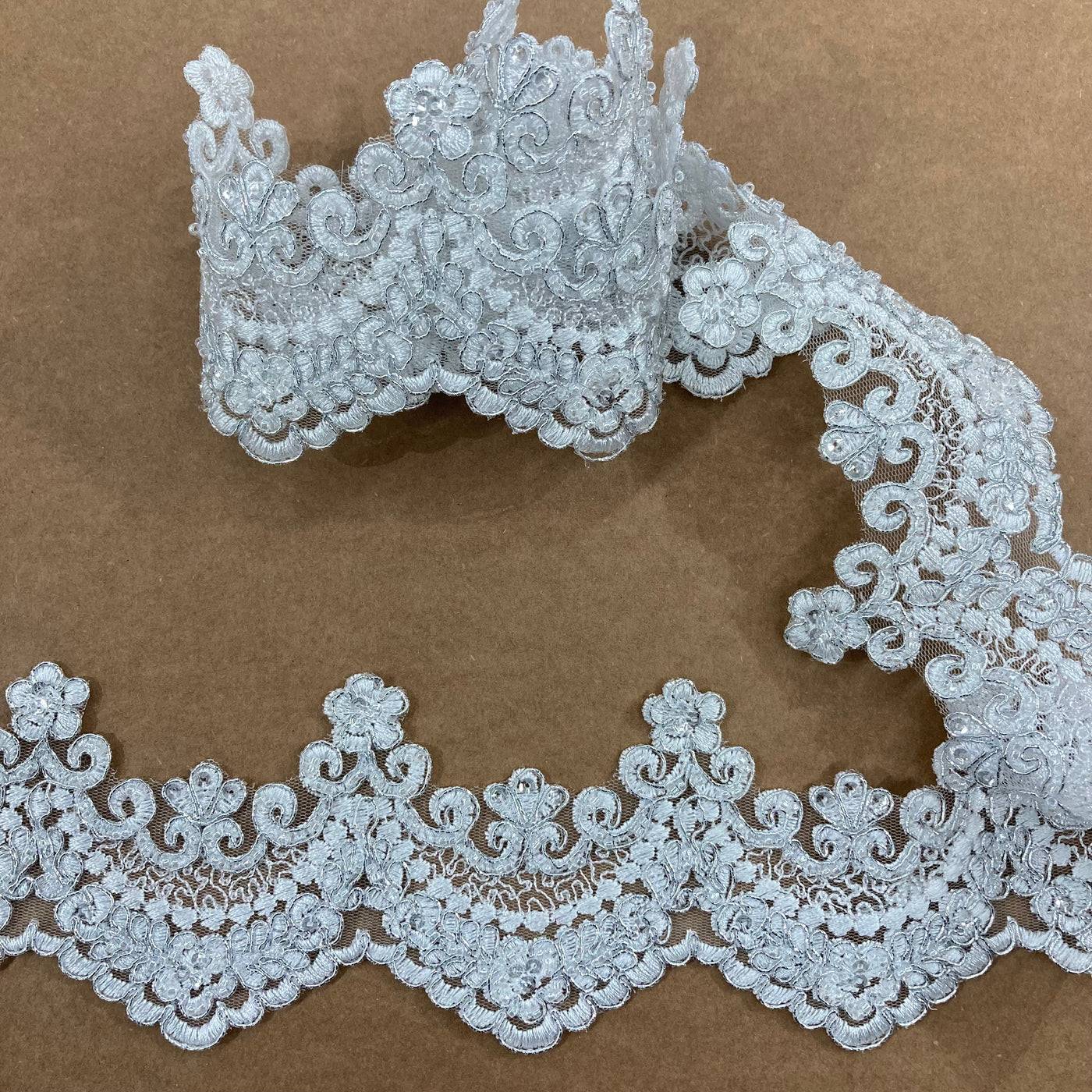 Corded, Beaded & Embroidered Trimming. Lace USA